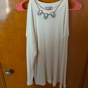 Cold shoulder top with necklace